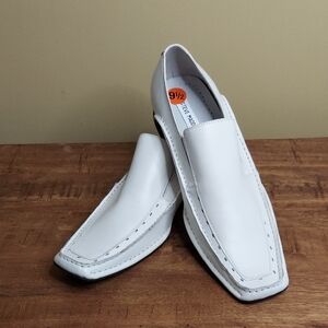 Steve Madden Men's Classic Off-White Slip-On Loafers - NMOT - 9.5